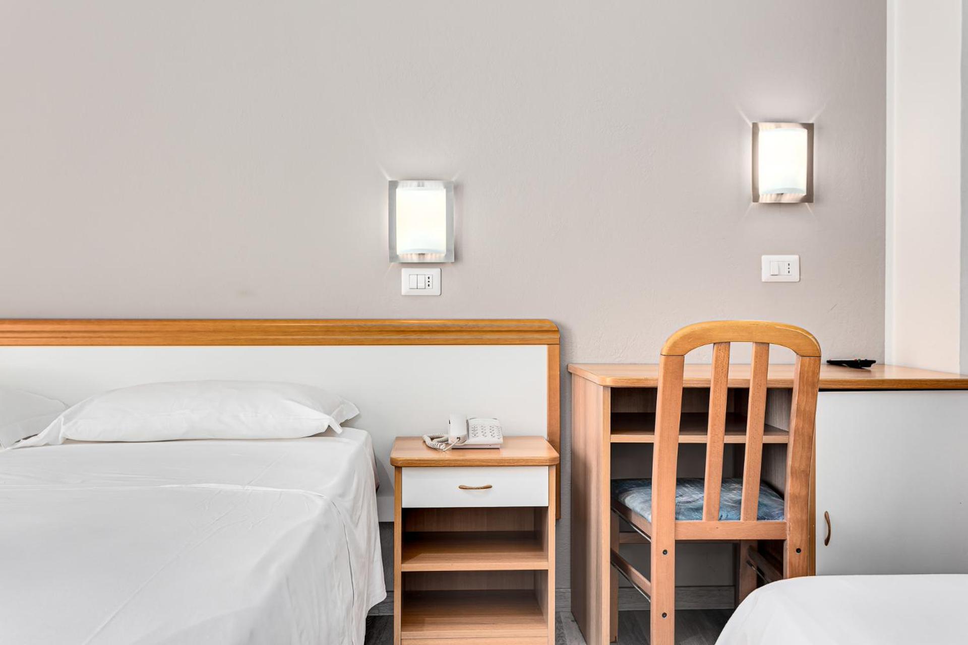 Hotel Schiller Cervia Kültér fotó