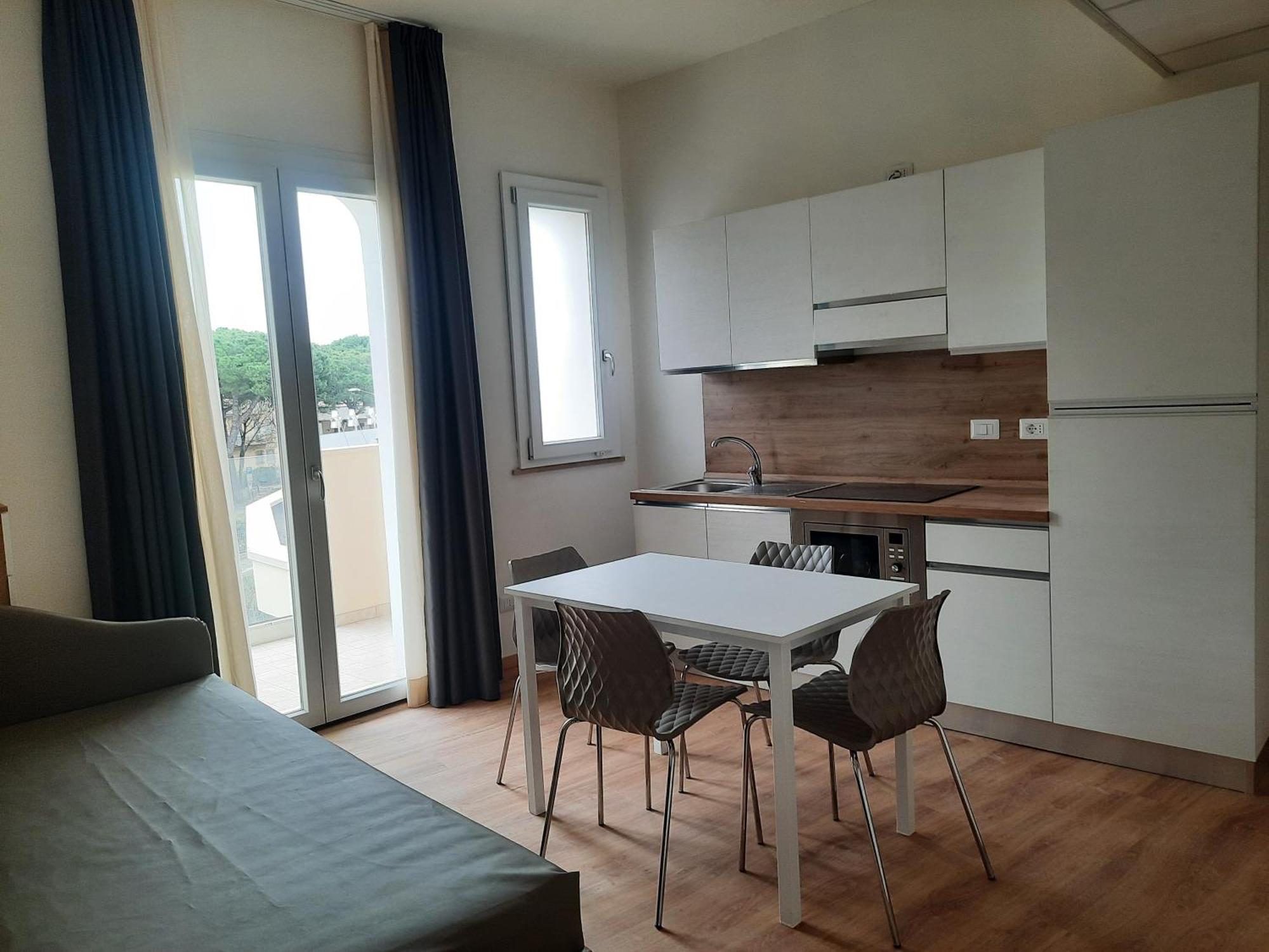 Hotel Schiller Cervia Kültér fotó
