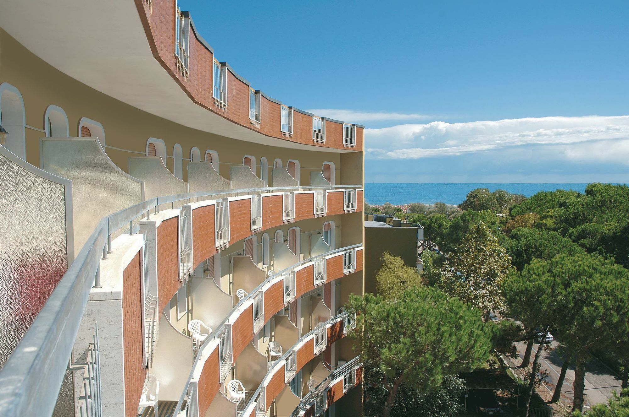 Hotel Schiller Cervia Kültér fotó